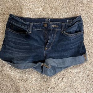 Short Jean shorts